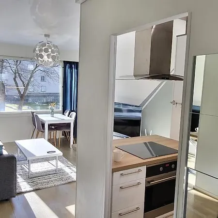 Urban Retreat By Sujukoto - 650m To Market Square Turku