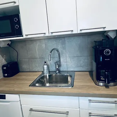 Urban Retreat By Sujukoto - 650m To Market Square Turku