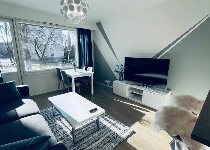 Urban Retreat By Sujukoto - 650m To Market Square